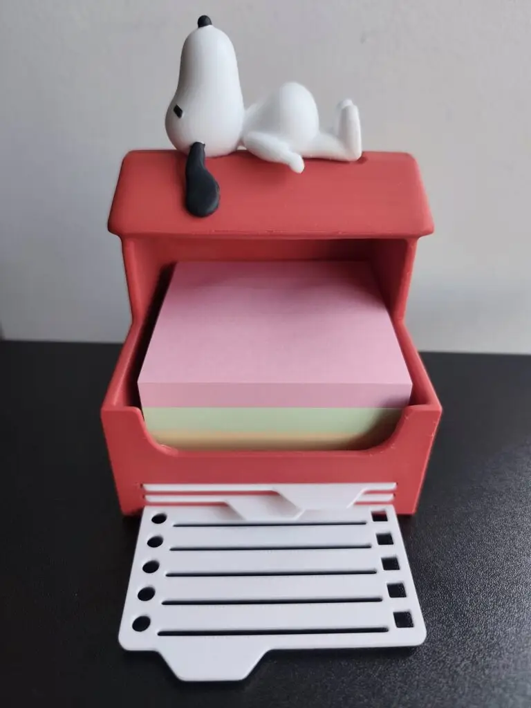 Cajita Post-it inspirada en Snoopy con plantillas