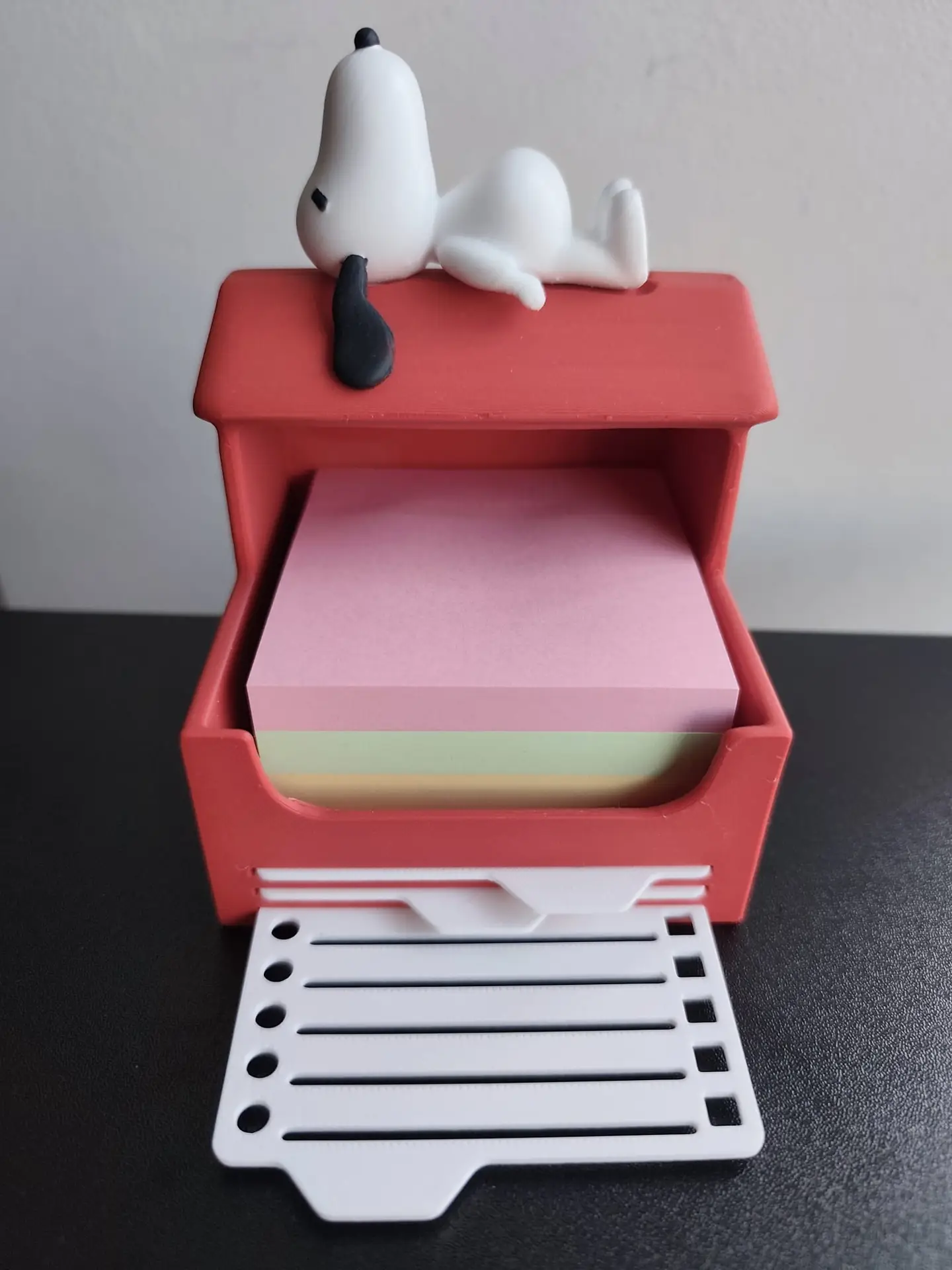 Cajita Post-it inspirada en Snoopy con plantillas